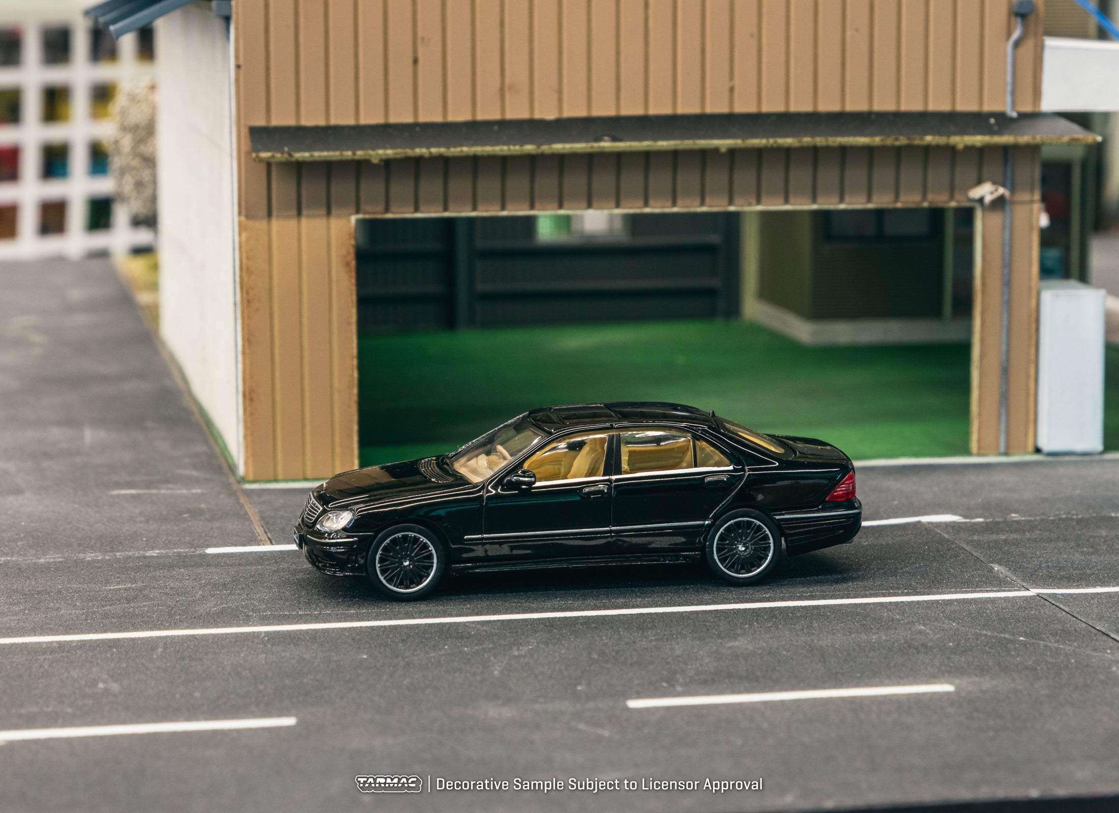 Tarmac Works 1/64 Mercedes-Benz S-Class Wald Black Diecast Model Car