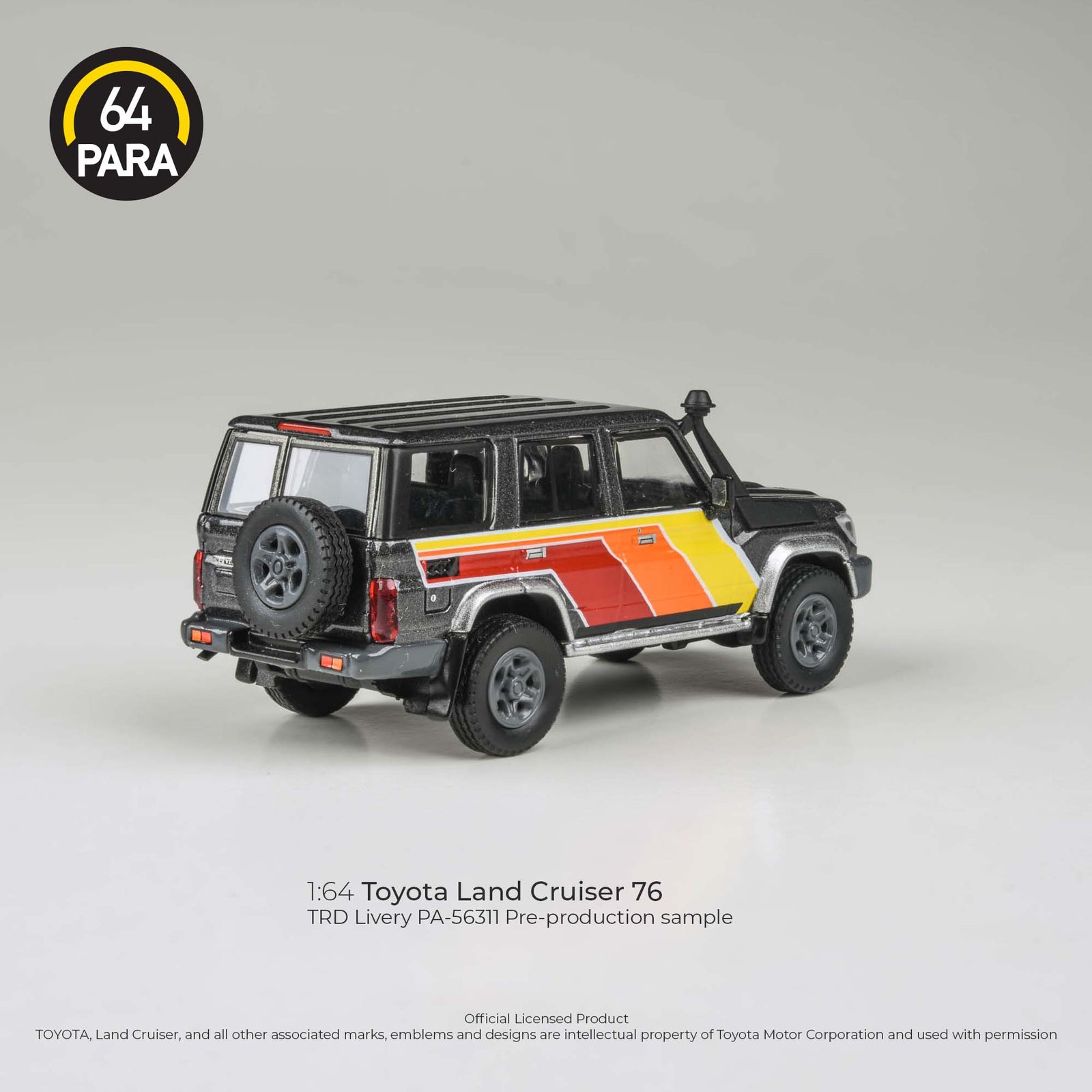 PARA64 1/64 2014 Toyota Land Cruiser LC 76 TRD Livery Model Car