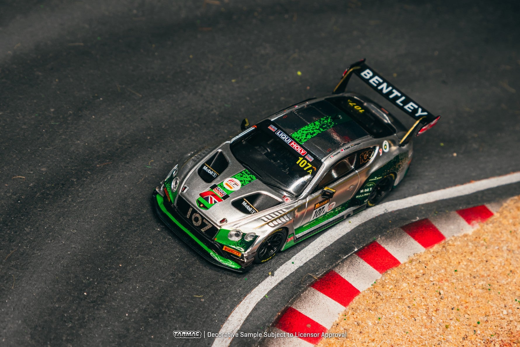 (Pre-order) Tarmac Works 1/64 Bentley Continental GT3 Bathurst 12 Hour 2019