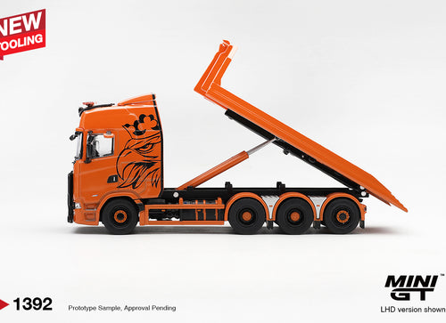 Load image into Gallery viewer, (Pre-order) Mini GT #1392 Scania 770S B8x4NA Hooklift Flatbed Orange LHD
