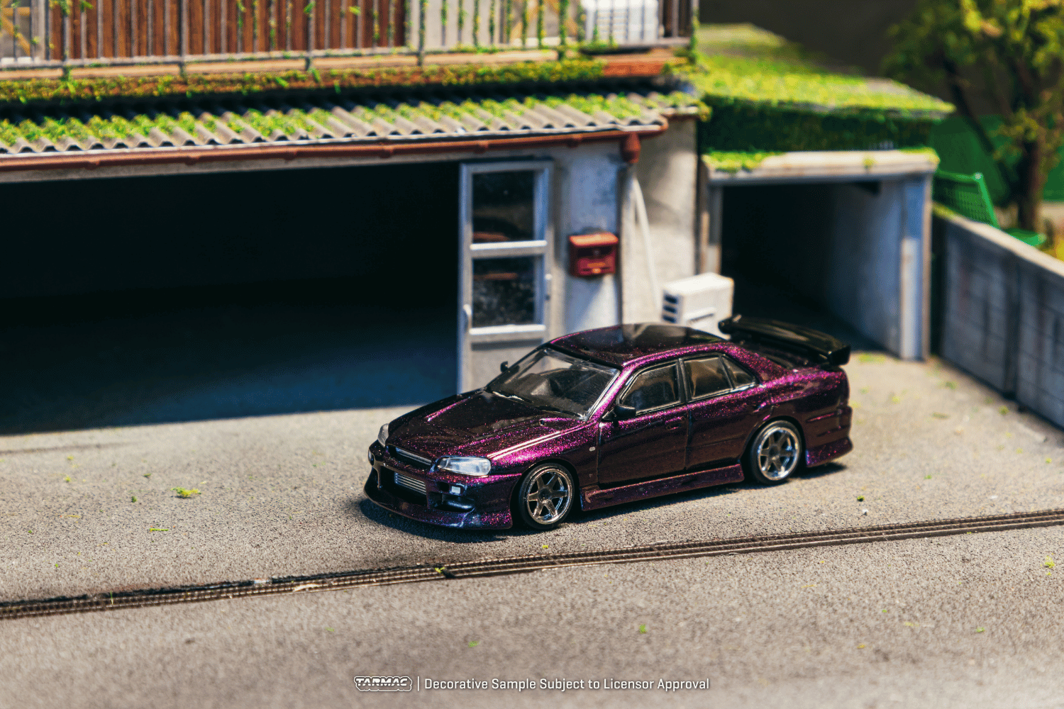 (Pre-order) Tarmac Works 1/64 URAS Skyline ER34 Midnight Purple