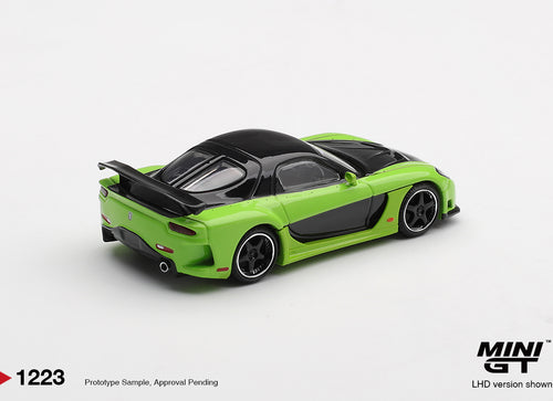 Load image into Gallery viewer, MINI GT #1223 Mazda RX-7 VeilSide Fortune7 Green LHD Diecast Car
