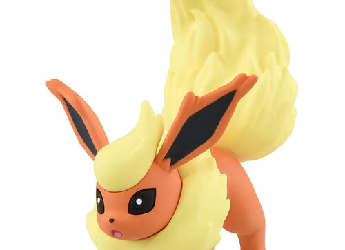 Load image into Gallery viewer, Takara Tomy Pokemon Moncolle Flareon Box Packing 4CM Mini Figure
