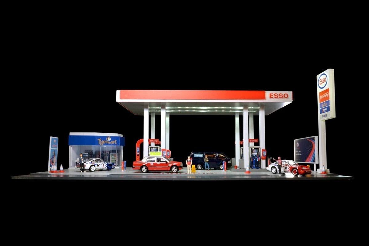 Tiny City Hong Kong Bd30 1/64 ESSO Gas Station Petrol Model Diorama