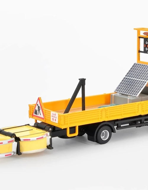 Load image into Gallery viewer, Tiny City Die-cast Model Car - Hino500 with Truck Mounted Attenuator Shun Yuen
