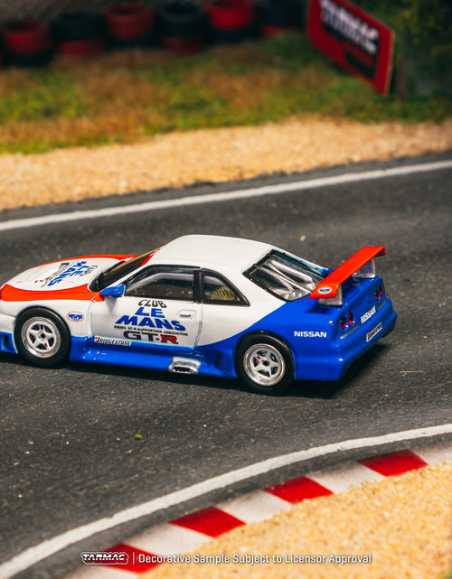 Load image into Gallery viewer, Tarmac Works 1/64 Nissan NISMO GT-R LM Test Car Diecast Model
