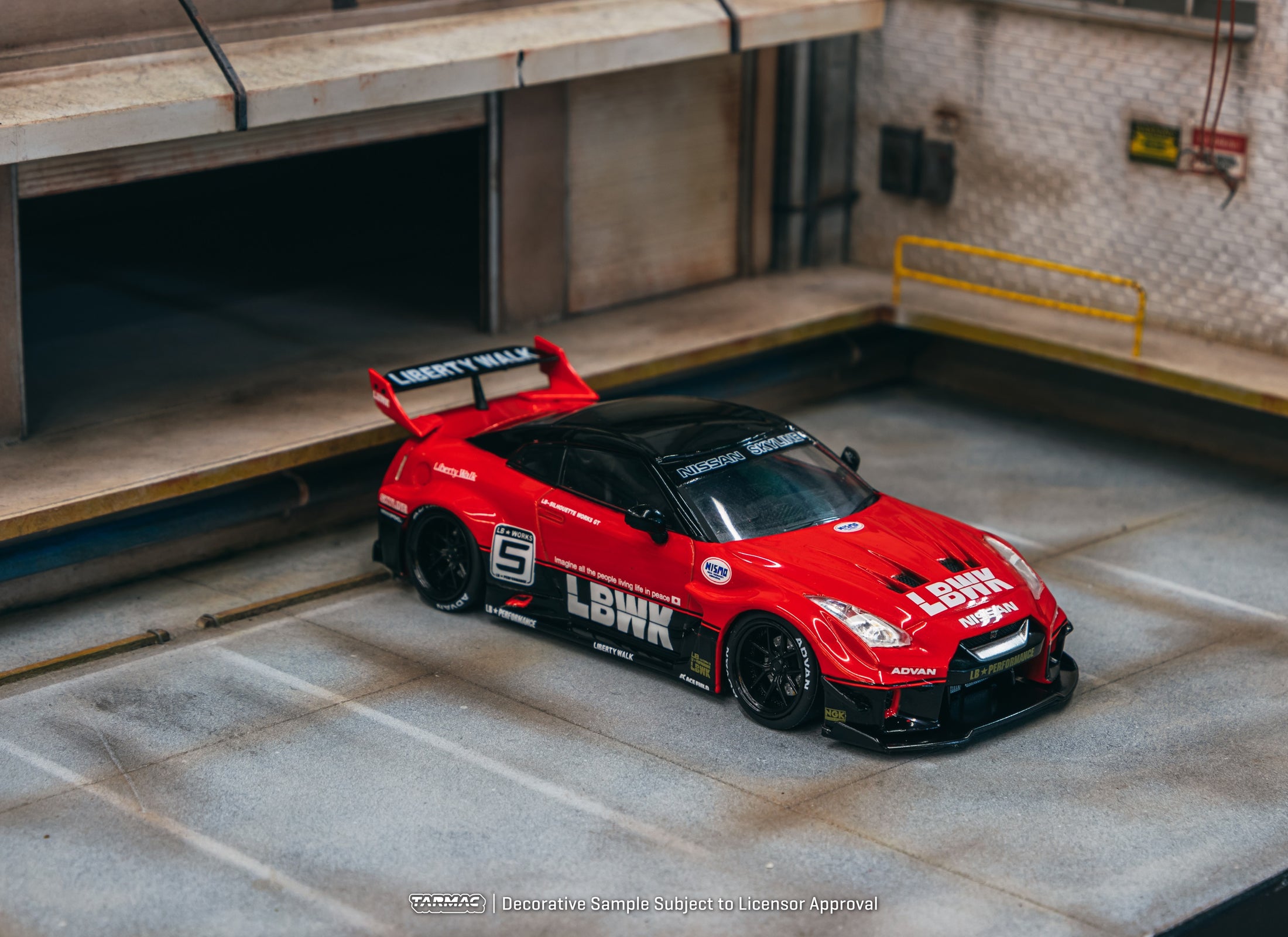Tarmac Works 1/43 LB-Silhouette WORKS GT NISSAN 35GT-RR Silhouette
