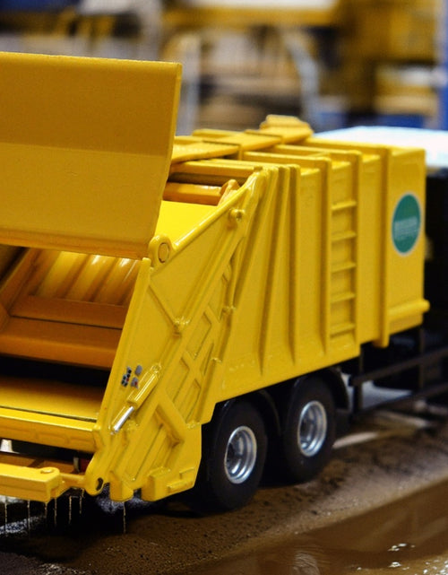 Load image into Gallery viewer, Tiny City 155 Die-cast 1/76 odel Car - HINO 700 Refuse Truck Model Car
