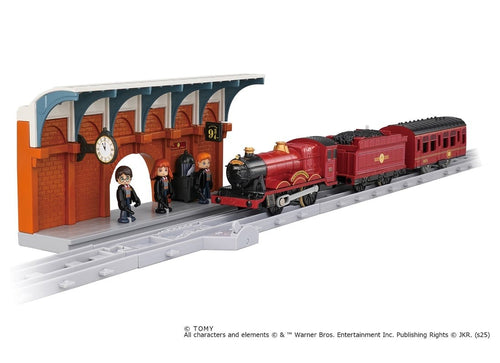 Load image into Gallery viewer, Takara Tomy Plarail Train Set - Plarail Harry Potter Hogwarts Express Set
