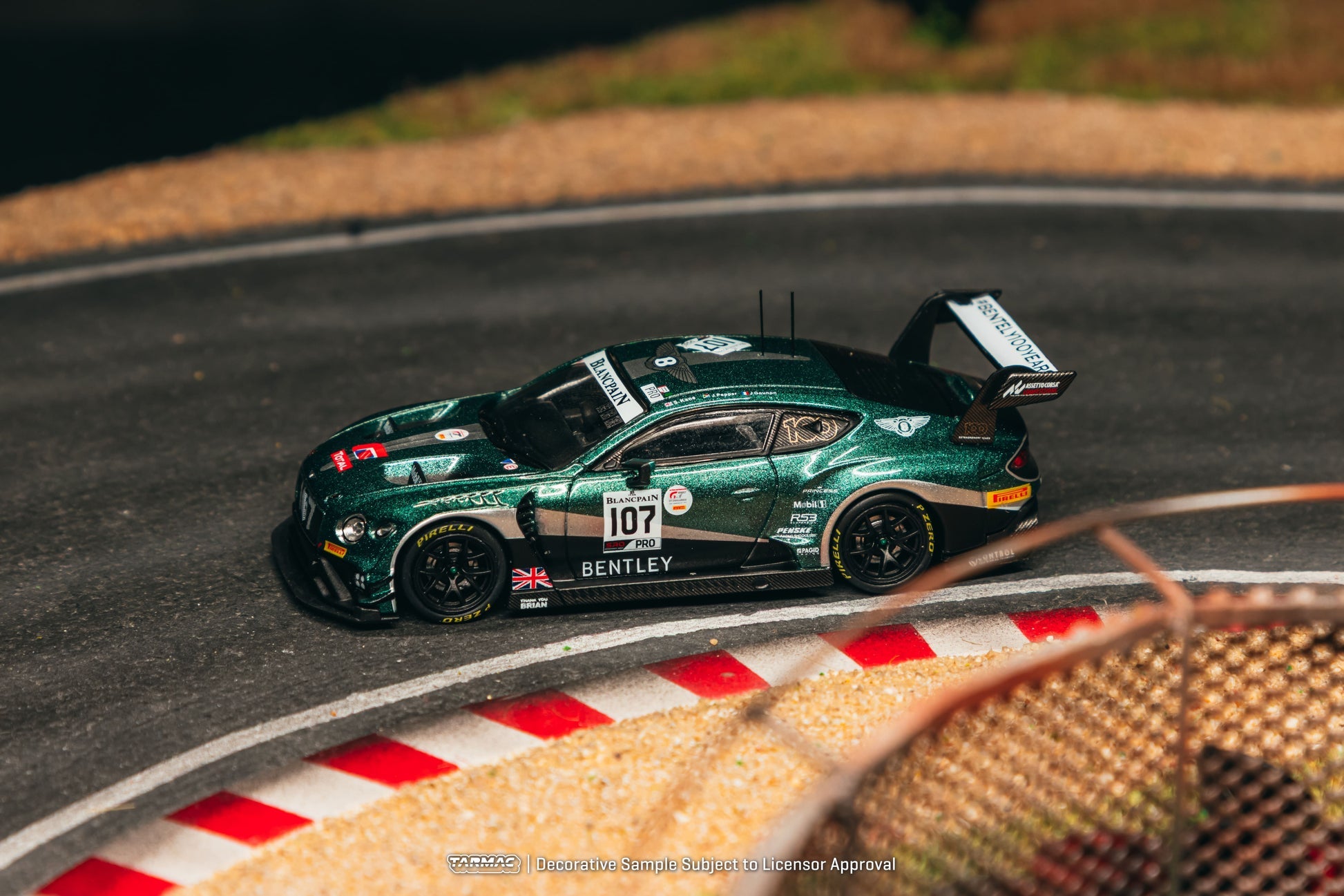 (Pre-order) Tarmac Works 1/64 Bentley Continental GT3 24 Hours of Spa 2019