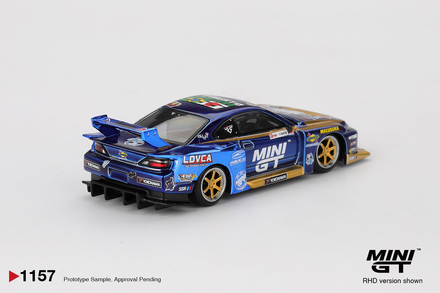 MINI GT 1/64 #1157 Nissan LB-Super Silhouette S15 SILVIA #555 Team