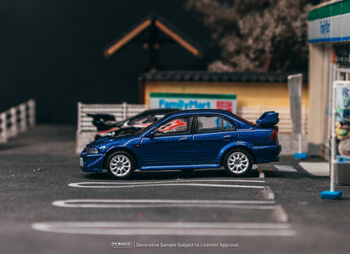 Load image into Gallery viewer, Tarmac Works 1/64 Mitsubishi Lancer Evolution VI  Tommi Mäkinen Ed,
