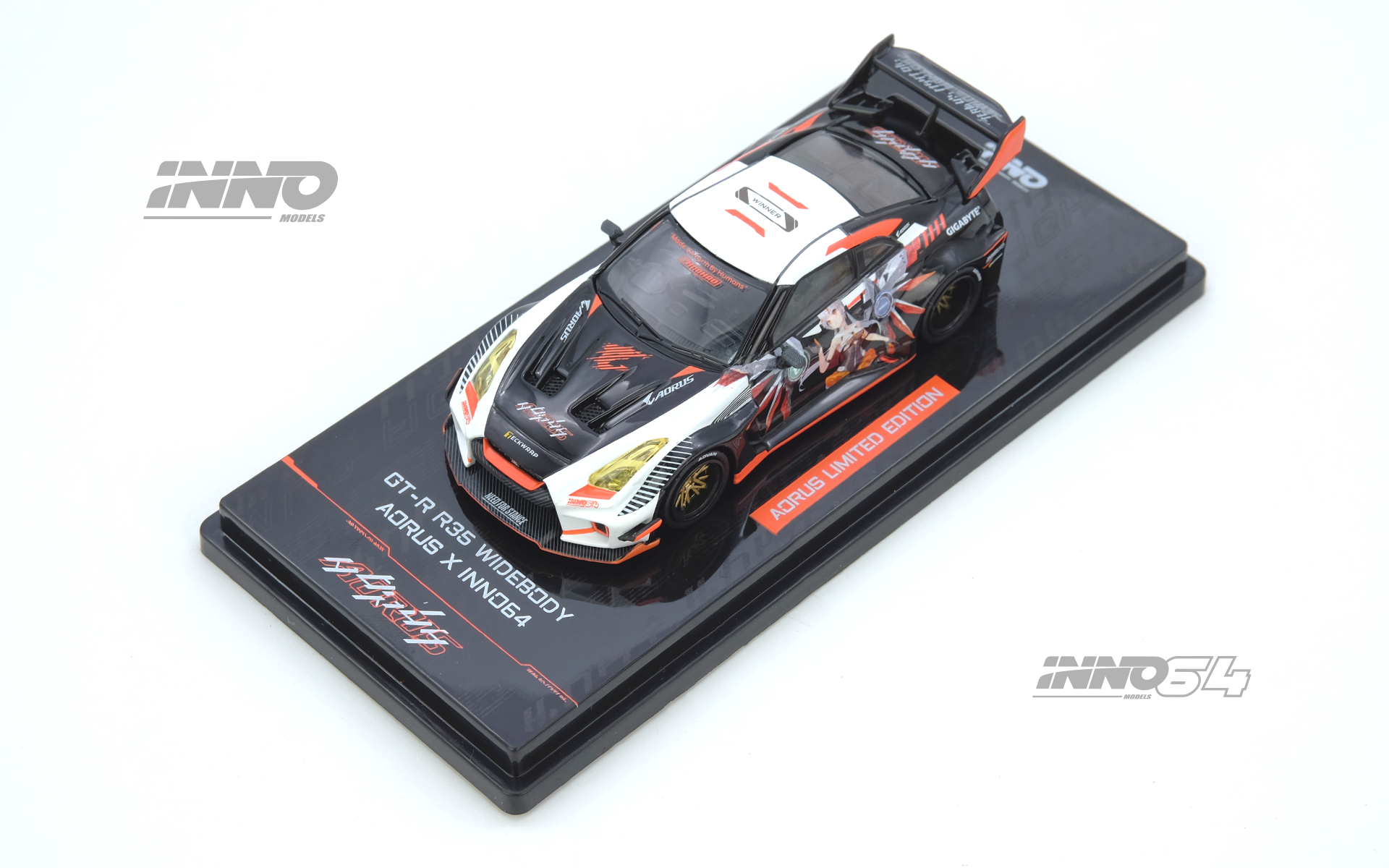 INNO64 1/64 GT-R R35 WIDEBODY AORUS X INNO64 Limited Edition