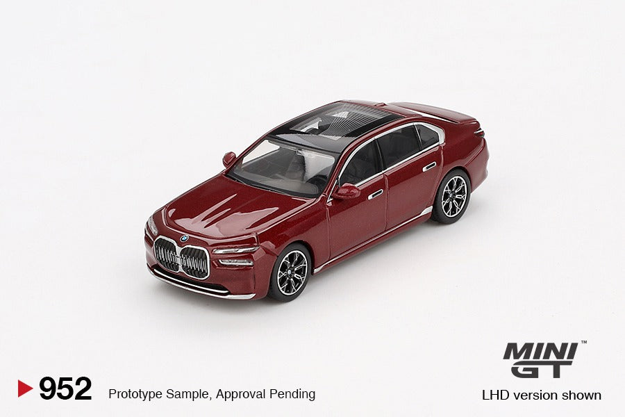 Mini GT #952 1/64 BMW i7 xDrive60 Aventurin RHD Diecast Model Car