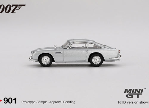 Load image into Gallery viewer, Mini GT #901 1/64 007 Aston Martin DB5 Thunderball with Poster Cards
