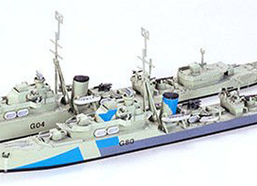 Load image into Gallery viewer, Tamiya #31904 British Destroyer O Class 1/700 scale model kit
