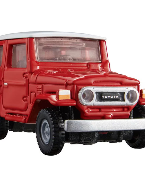 Load image into Gallery viewer, Takara Tomy Tomica Premium No.04 Toyota Land Cruiser (1st) Diecast Model Car
