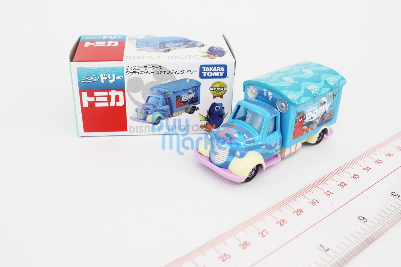 Takara Tomy Tomica Disney Motors Finding Dory Good Carry Car Truck Diecast