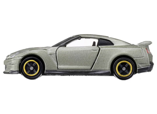 Load image into Gallery viewer, Takara Tomy Tomica 1:62 No.23 Nissan GT-R (1st) Diecast Mini Model Car
