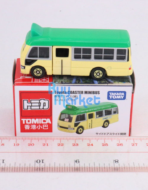 Load image into Gallery viewer, Takara Tomy TOMICA Hong Kong Minibus Toyota COASTER Green Scale 1/89 Diecast car
