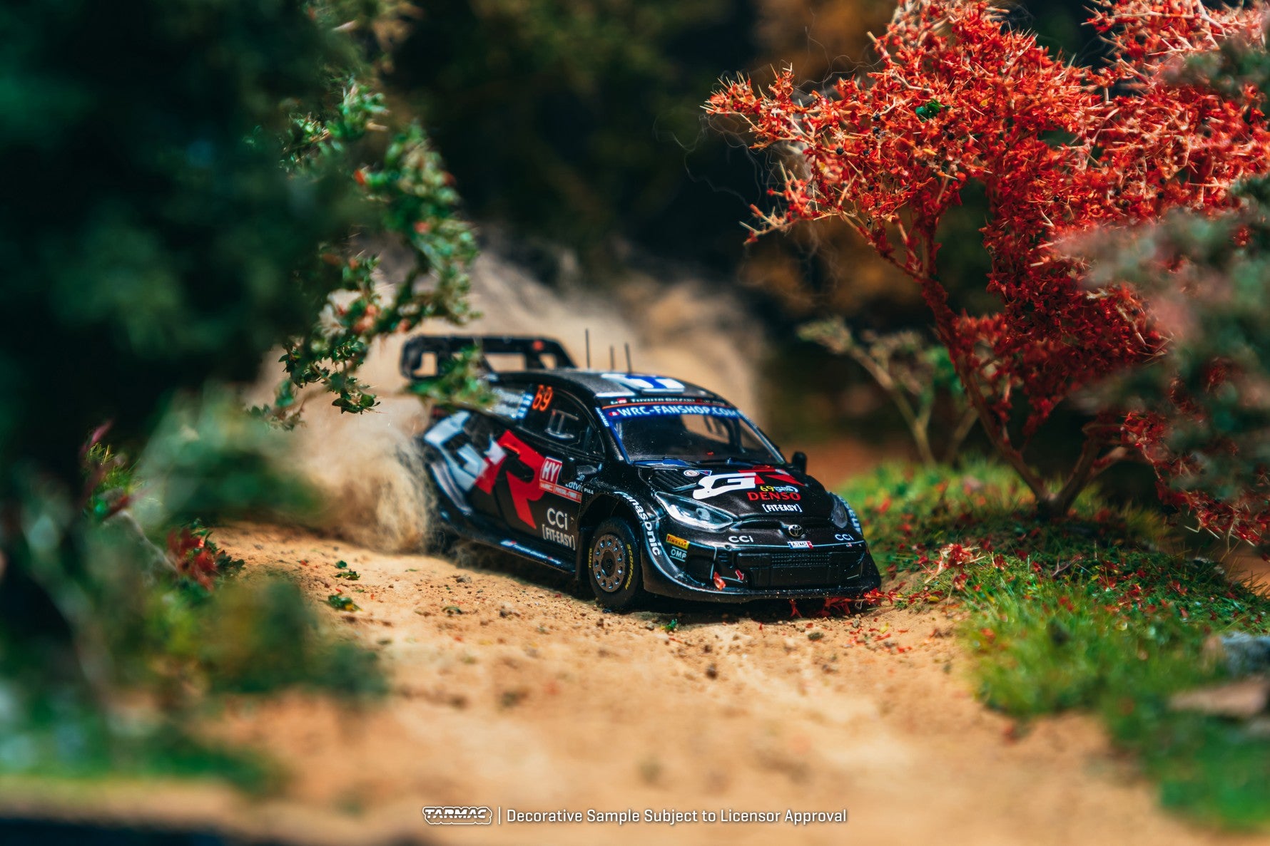 (Pre-order) Tarmac Works Toyota GR YARIS Rally1 HYBRID Rally Latvia 2024 Winner