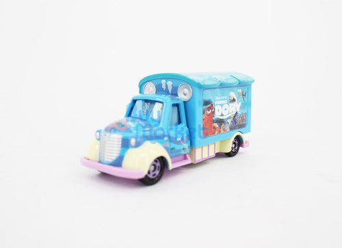 Load image into Gallery viewer, Takara Tomy Tomica Disney Motors Finding Dory Good Carry Car Truck Diecast
