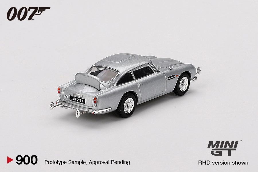 Mini GT #900 1/64 007 Aston Martin DB5 Goldfinger with Poster Cards