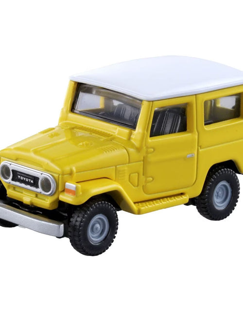 Load image into Gallery viewer, Takara Tomy Tomica Premium No.04 Toyota Land Cruiser Diecast Model Car
