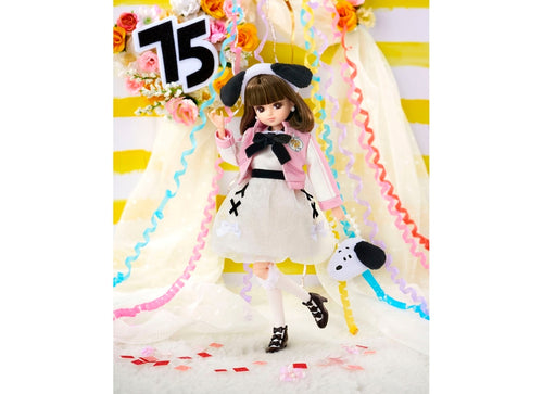 Load image into Gallery viewer, Takara Tomy Licca Rika-chan Photogenic PEANUTS 75years Anniversary Snoopy Style
