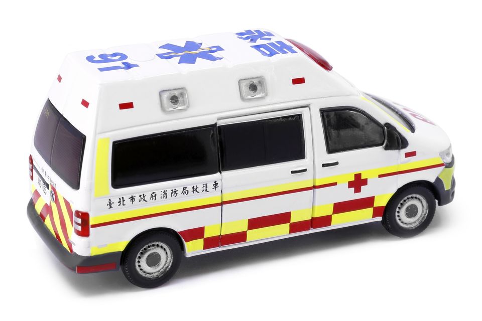 Tiny Diecast Model TW50 Transporter Ambulance Taiwan Taipei City Fire Department