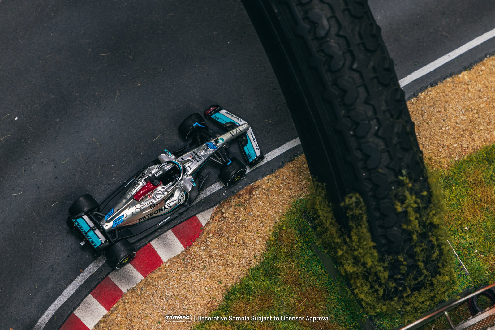 Tarmac Works 1/64 Mercedes-AMG F1 W13 E Performance  Belgian Grand 02