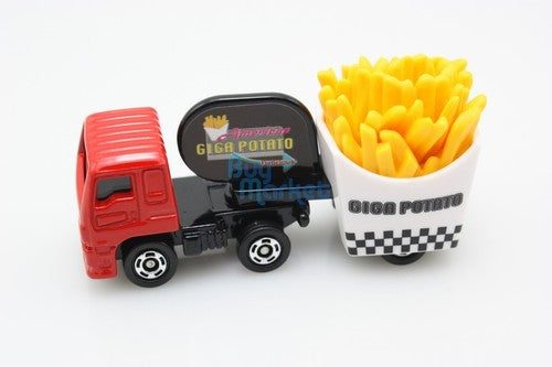 Load image into Gallery viewer, Takara Tomy Tomica #55 ISUZU GIGA FRIED POTATO CAR Diecast Toy Japan LIMIT 2015
