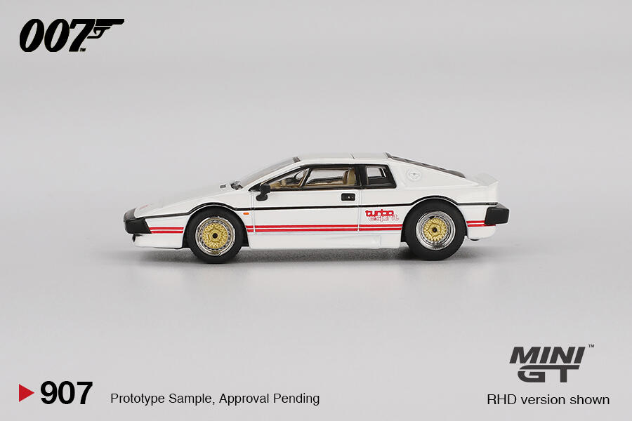 MINI GT 1/64 Lotus Esprit Turbo White 007 "For Your Eyes Only" Car