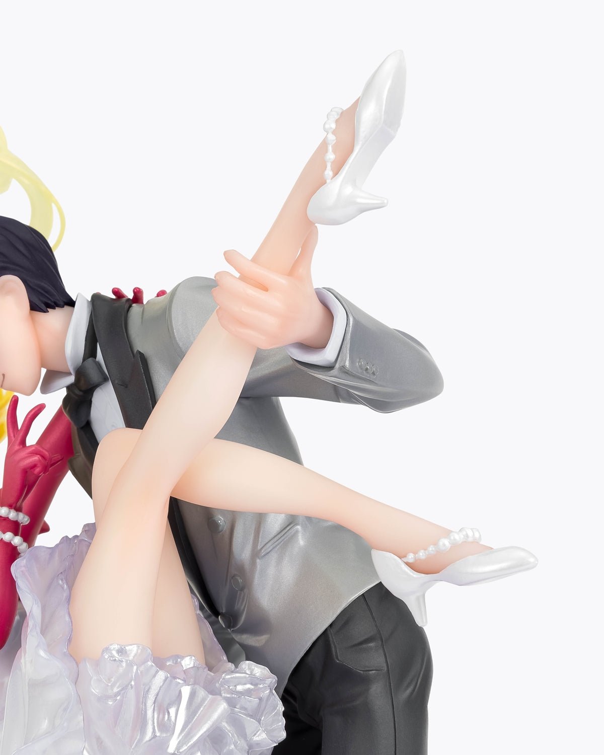 Bandai Figuarts ZERO Chouette Tamashii Figure USAGI & TUXEDO MASK Moonlight Glow