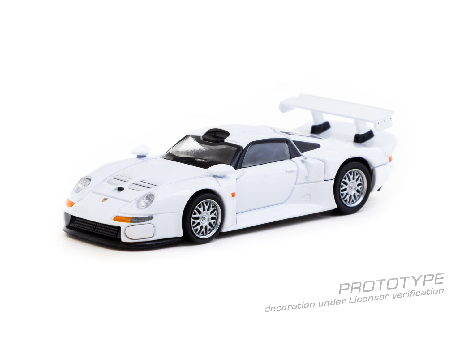 (Pre-order) Tarmac Works 1/64 Porsche 911 GT1 White with Taramc Cards Set