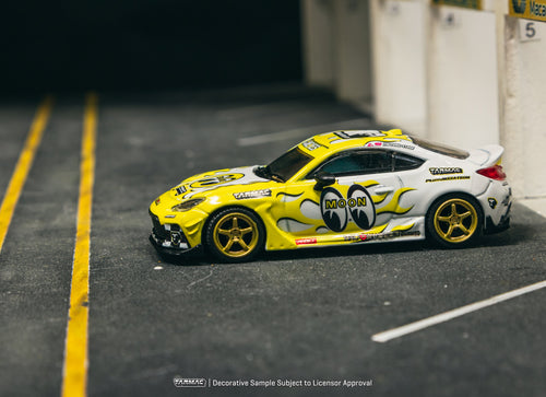 Load image into Gallery viewer, Tarmac Works 1:64 Toyota GR86 MOONEYES Diecast Model Car
