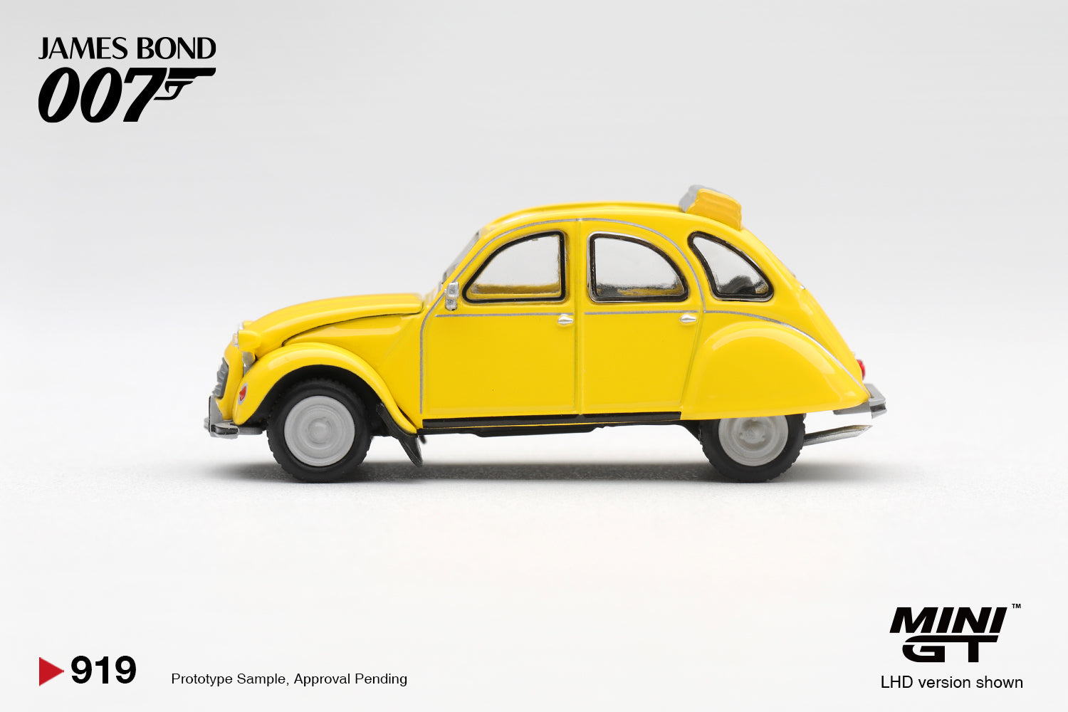 (Pre-order) Mini GT 1/64 #919 007 Citroën 2CV For Your Eyes Only w/Eng Poster