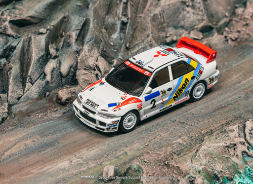 Load image into Gallery viewer, Tarmac Works 1/64 Mitsubishi Lancer Evolution III HK-BJ Rally 1995
