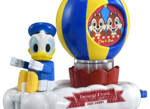 Load image into Gallery viewer, Takara Tomy Dream Tomica Model Car - Disney Parade No. 174 Donald Duck
