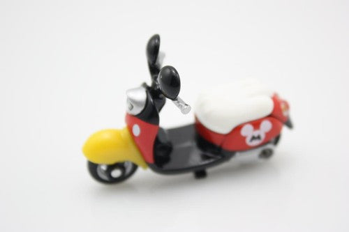 Load image into Gallery viewer, Takara Tomy Disney Motors Tomica DM013 Mickey Mouse Japan Diecast Toys Car
