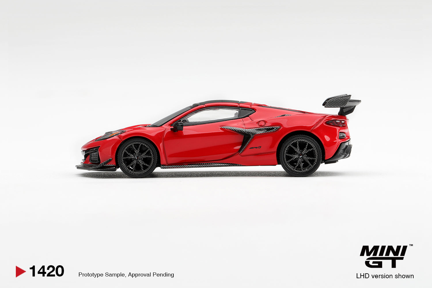 (Pre-order) Mini GT #1420 Chevrolet Corvette ZR1 Torch Red LHD Diecast Model Car