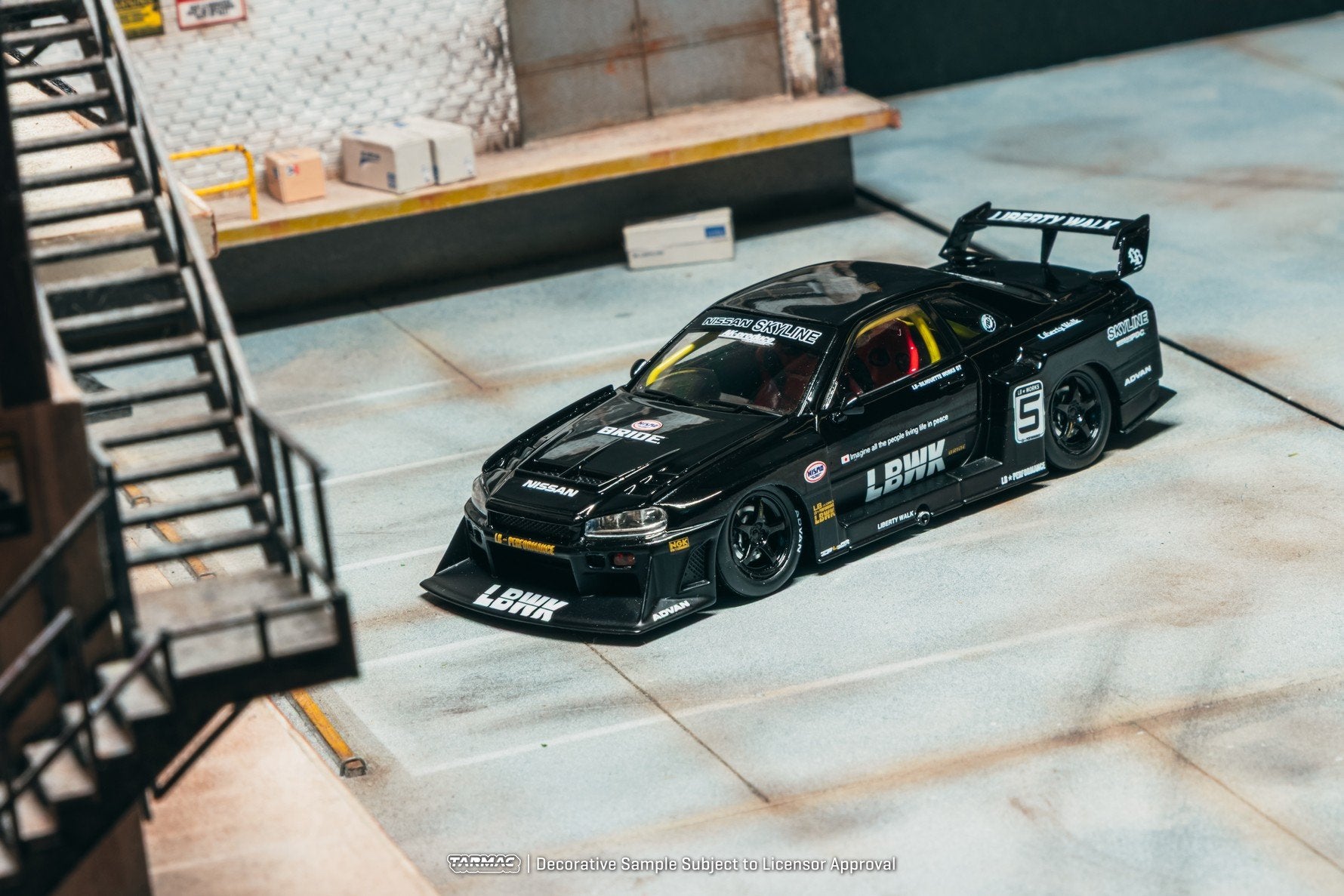 Tarmac Works 1:43 LB-ER34 Super Silhouette SKYLINE Black