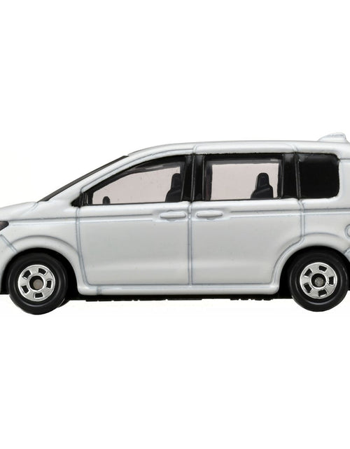 Load image into Gallery viewer, Takara Tomy Tomica No.044 1/61 Honda Freed (1st) Diecast Toy Model Car
