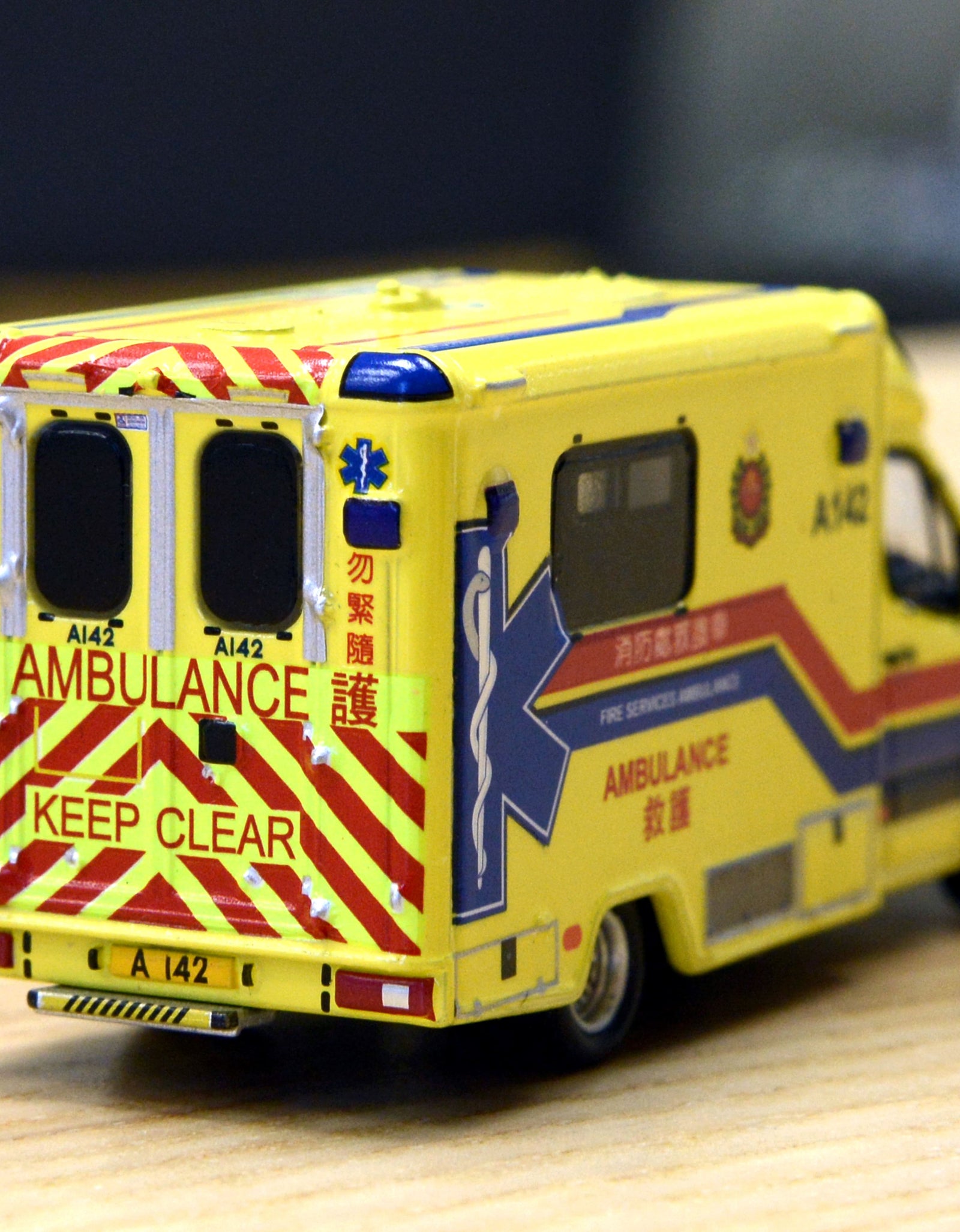 Tiny FSD 08 Die-cast Model Car - MERCEDES-BENZ Sprinter FL HKFSD Ambulance A142