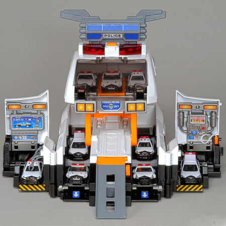 Takara Tomy Tomica World Transform Big Patrol Car Police Station NO CAR Included
