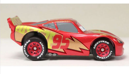 Load image into Gallery viewer, Tomica Takara Tomy Disney CARS  C-32 Lightning McQueen (RRC) Diecast Toy car
