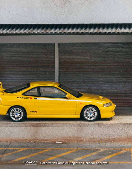 Load image into Gallery viewer, Tarmac Works 1/64 Honda Integra TYPE R DC2 MUGEN Sunlight Yellow
