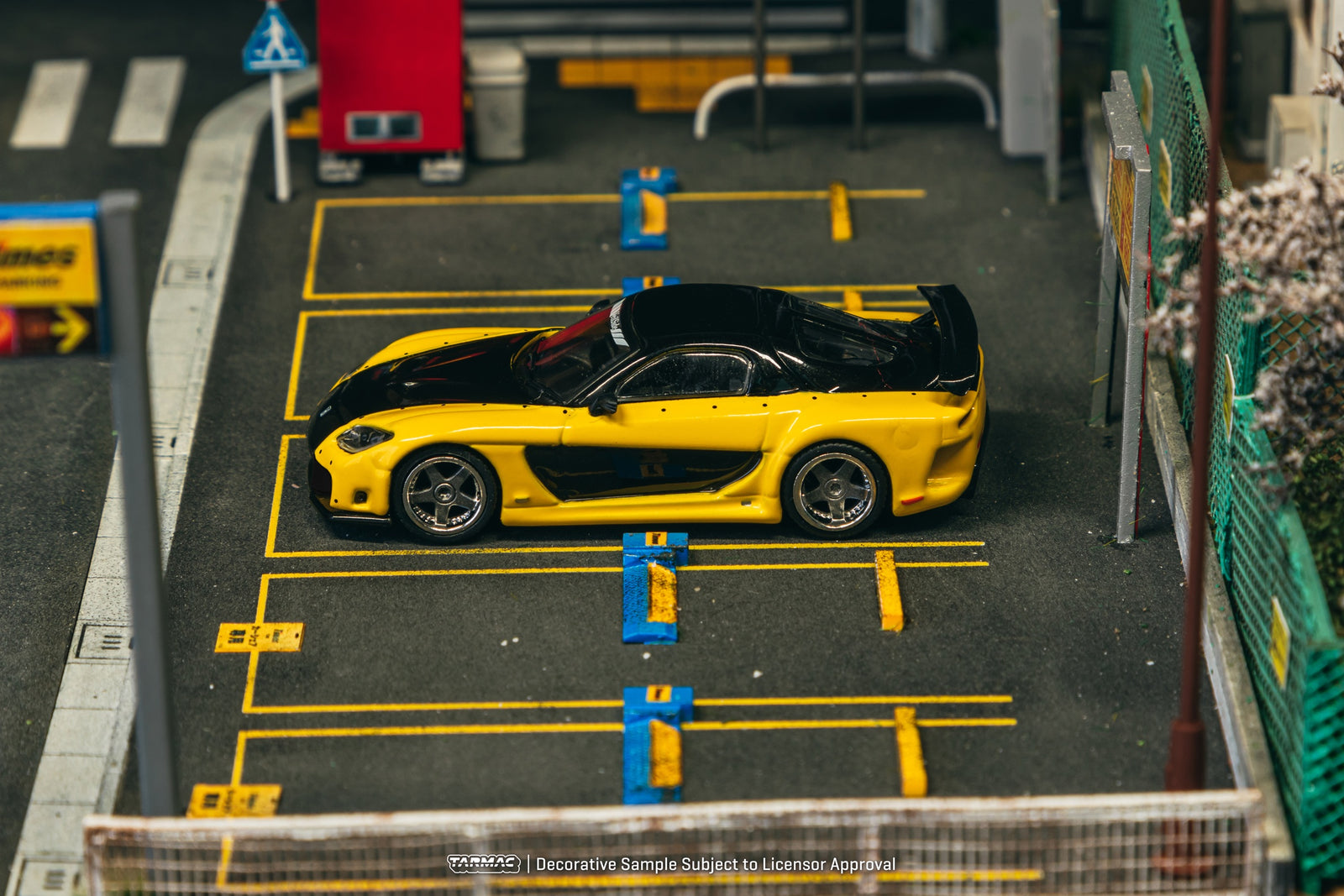 Tarmac Works 1/64 Mazda RX-7 VeilSide Fortune7 Yellow / Black Model