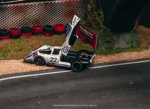Load image into Gallery viewer, (Pre-order) Tarmac Works Porsche 917 KH 24h Le Mans 1971 Winner #22 Race finish
