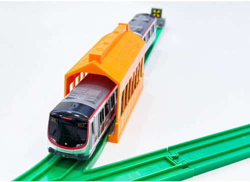 Load image into Gallery viewer, Takara Tomy Plarail Hong Kong MTR Passenger Train Kwun Tong Line Q Set
